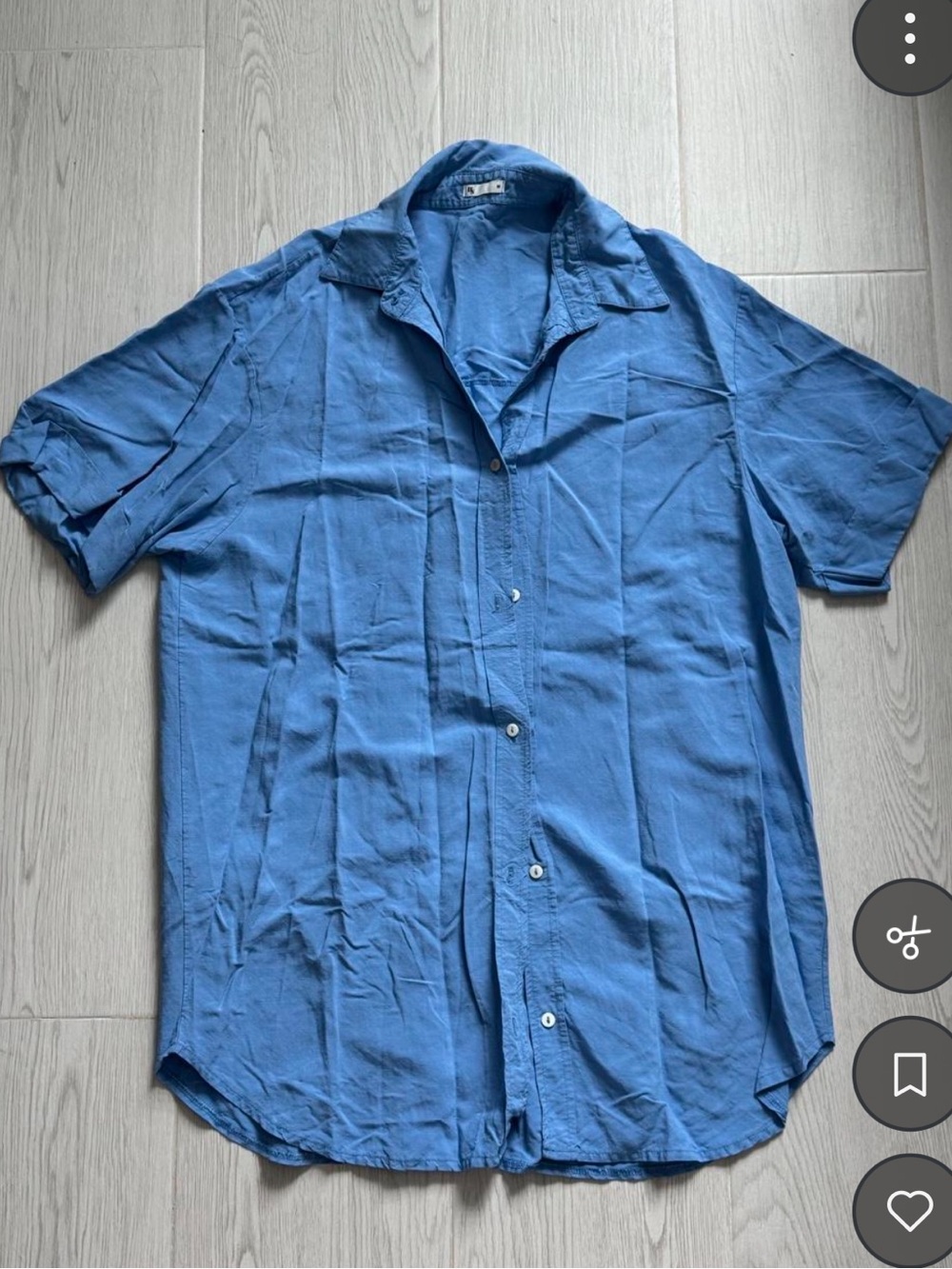 Relaxed Short-Sleeve Button-Down Shirt in Blue - super oversized